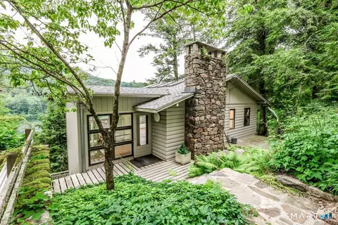 153 Green Pond Rd, Sherman, CT 06784