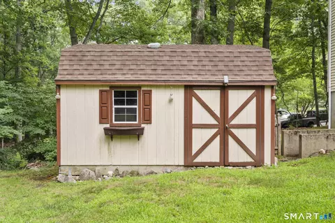 Exterior - 43 Robinhood Dr, Gales Ferry, CT 06335 photo 8 of 9