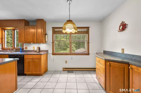 Kitchen - 43 Robinhood Dr, Gales Ferry, CT 06335 photo 6 of 6