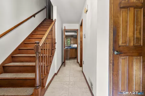 Entry Way - 43 Robinhood Dr, Gales Ferry, CT 06335 photo 1 of 1
