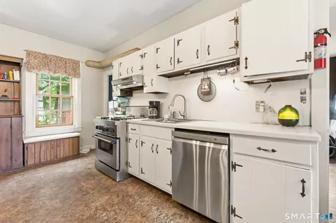Kitchen - 394 Jerusalem Rd, Windham, CT 06280 photo 3 of 5