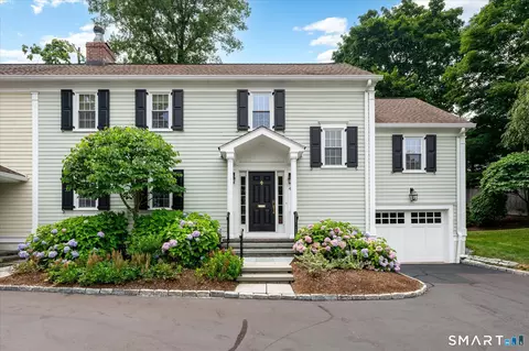 123 Richmond Hill Rd #4, New Canaan, CT 06840