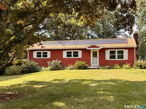 7 Tomlinson Rd, Seymour, CT 06483