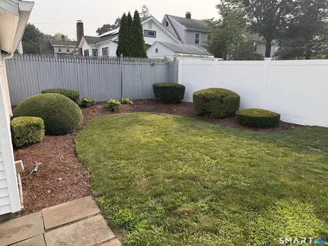 Exterior - 70 Central Ave, Hamden, CT 06517 photo 3 of 6
