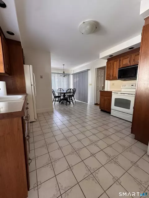 Kitchen - 70 Central Ave, Hamden, CT 06517 photo 1 of 2