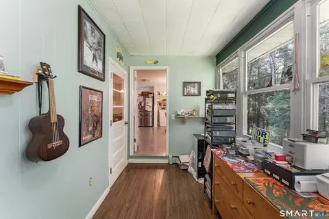 Entry Way - 18 Pine St, Plainfield, CT 06374 photo 4 of 5