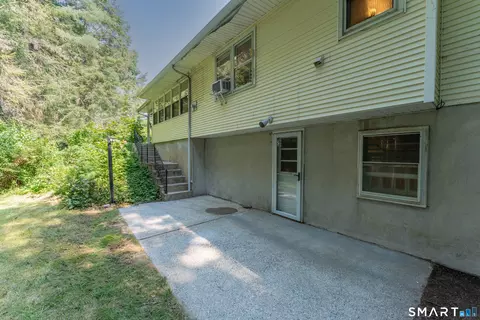 Exterior - 18 Pine St, Plainfield, CT 06374 photo 8 of 11