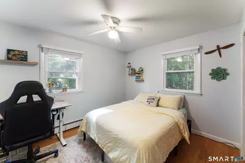 Bedroom - 18 Pine St, Plainfield, CT 06374 photo 3 of 4
