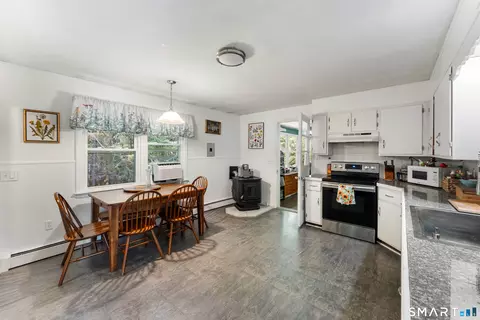 Kitchen - 18 Pine St, Plainfield, CT 06374 photo 1 of 6