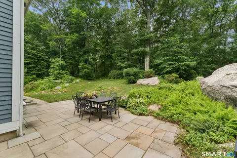 Exterior - 9 Marlin Rd, Sandy Hook, CT 06482 photo 3 of 4