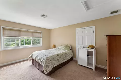 Bedroom - 9 Marlin Rd, Sandy Hook, CT 06482 photo 3 of 9