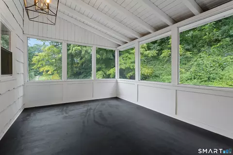 Exterior - 31 Granite Ridge Rd, Redding, CT 06896 photo 4 of 4