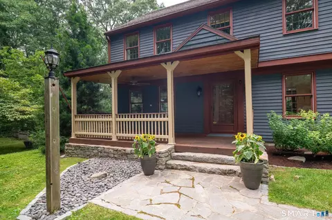 Exterior - 98 Bishop Ln, Madison, CT 06443 photo 2 of 15