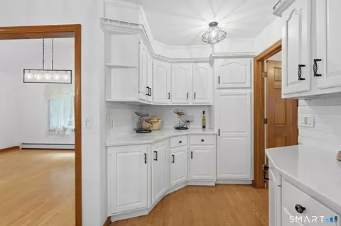 Kitchen - 17 Eska Dr, Ledyard, CT 06339 photo 3 of 5