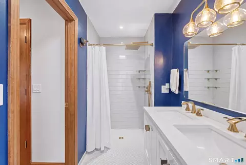 Bath - 17 Eska Dr, Ledyard, CT 06339 photo 5 of 5