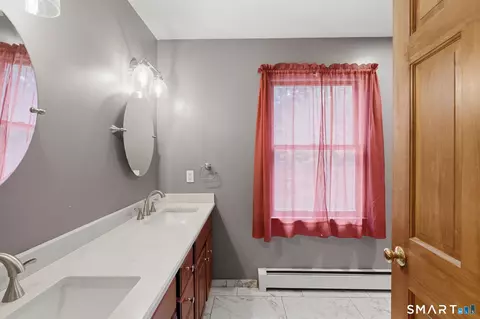 Bath - 17 Eska Dr, Ledyard, CT 06339 photo 2 of 5