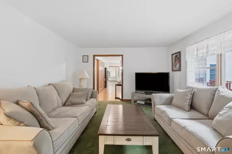 Living - 17 Eska Dr, Ledyard, CT 06339 photo 2 of 4