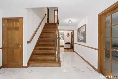 Entry Way - 17 Eska Dr, Ledyard, CT 06339 photo 1 of 3