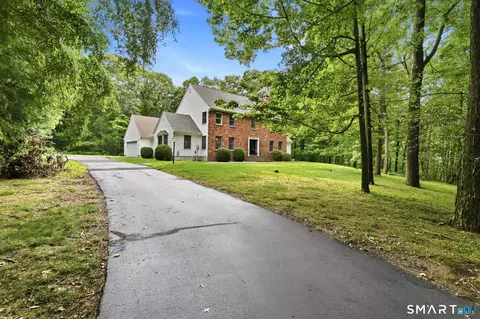 Exterior - 17 Eska Dr, Ledyard, CT 06339 photo 4 of 4