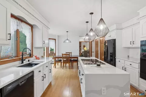 Kitchen - 17 Eska Dr, Ledyard, CT 06339 photo 2 of 5