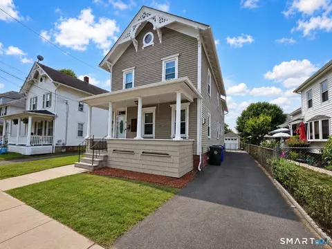 Exterior - 8 Chestnut St, Windsor Locks, CT 06096 photo 8 of 9