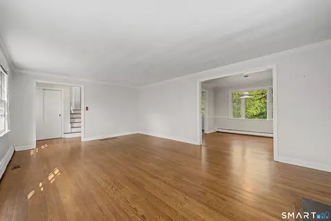 Living - 5 Bayside Ter, Riverside, CT 06878 photo 1 of 5