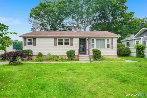 85 Bagley Ter, Waterbury, CT 06705