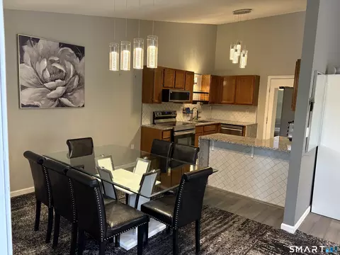 Dining - 9 Valley View Dr #9, Hamden, CT 06518 photo 1 of 2