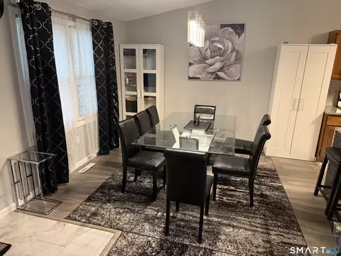 Dining - 9 Valley View Dr #9, Hamden, CT 06518 photo 2 of 2
