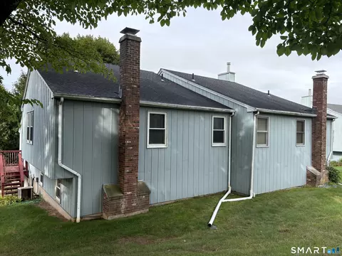 Exterior - 9 Valley View Dr #9, Hamden, CT 06518 photo 2 of 3