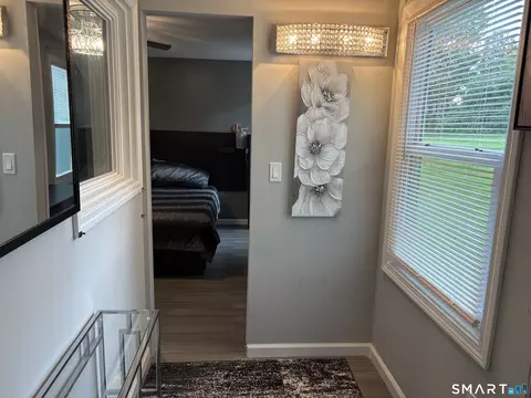 Entry Way - 9 Valley View Dr #9, Hamden, CT 06518 photo 2 of 3