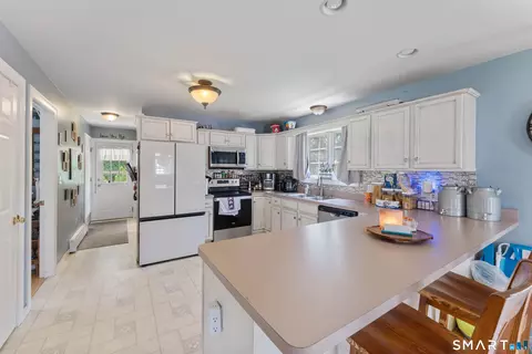 Kitchen - 67 Katherine Ave, Killingly, CT 06239 photo 1 of 4
