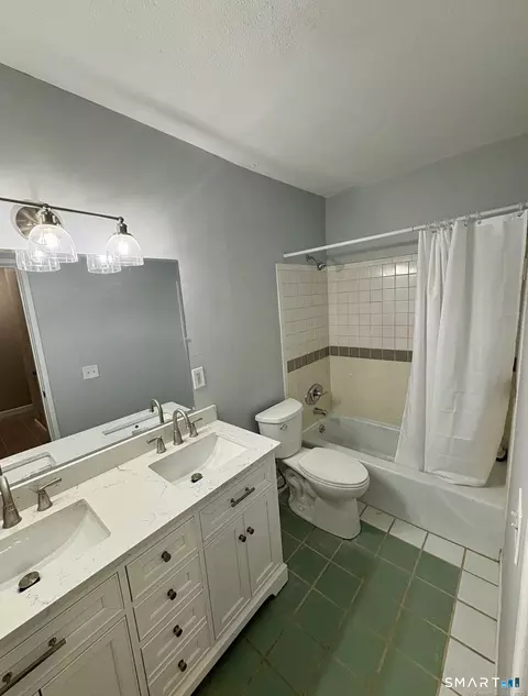 304 Pine Rock Ave #C4, Hamden, CT 06514 photo 6