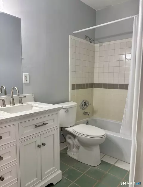 304 Pine Rock Ave #C4, Hamden, CT 06514 photo 7