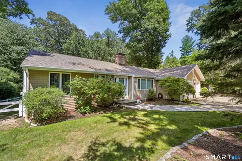 134 Ponus Ave, Norwalk, CT 06850