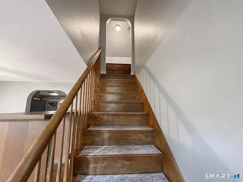 Entry Way - 30 Russ Rd, Willimantic, CT 06226 photo 2 of 3