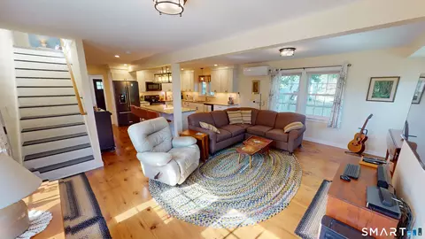 Living - 25 Beckwith St, Niantic, CT 06357 photo 1 of 3