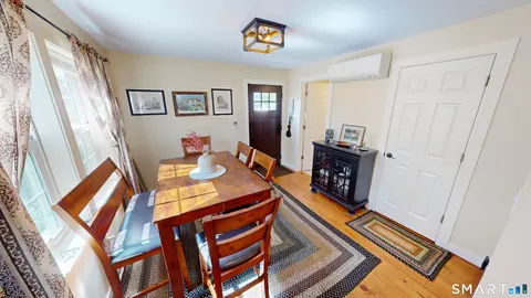 Entry Way - 25 Beckwith St, Niantic, CT 06357 photo 1 of 1