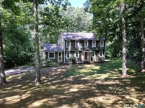 109 Cannon Dr, Amston, CT 06231