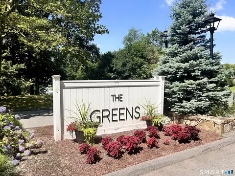 105 Peddlars Dr #105, Branford, CT 06405