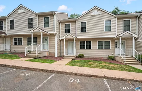 107 Marjorie Ln #107, Manchester, CT 06042