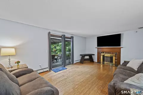Living - 40 Windmill Rd, Ellington, CT 06029 photo 2 of 4