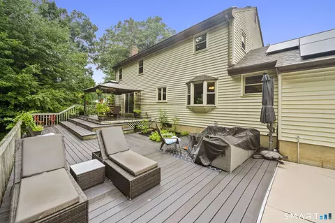Exterior - 40 Windmill Rd, Ellington, CT 06029 photo 6 of 12