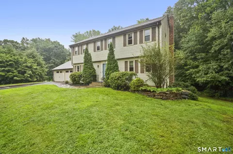 Exterior - 40 Windmill Rd, Ellington, CT 06029 photo 2 of 12