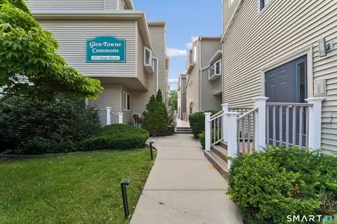 291 Hope St #A14, Stamford, CT 06906