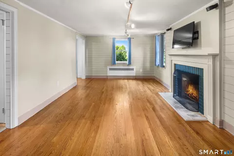 Living - 334 Prospect St, Wethersfield, CT 06109 photo 3 of 6