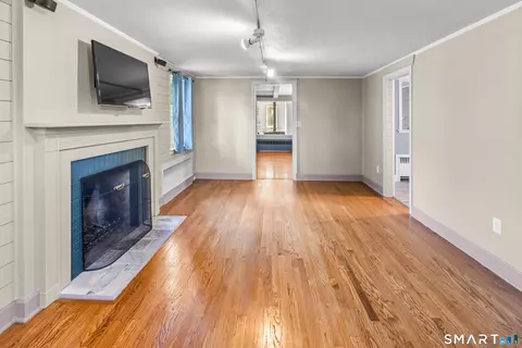 Living - 334 Prospect St, Wethersfield, CT 06109 photo 4 of 6