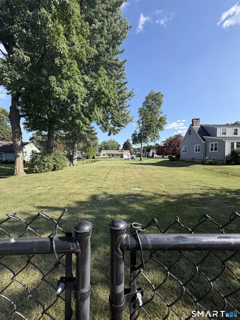 334 Prospect St, Wethersfield, CT 06109 photo 6