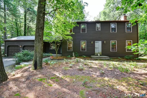215 Needletree Ln, Glastonbury, CT 06033