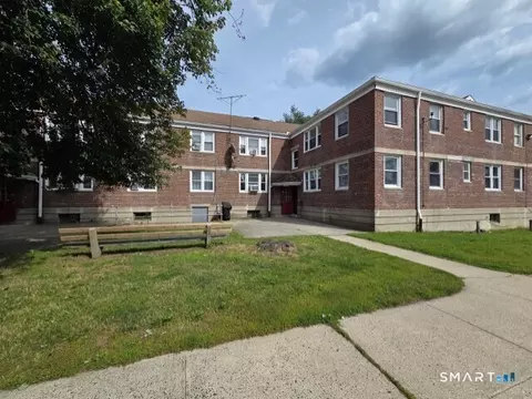 54 Canaan Court 18 Ct #BLDG 85, Stratford, CT 06614